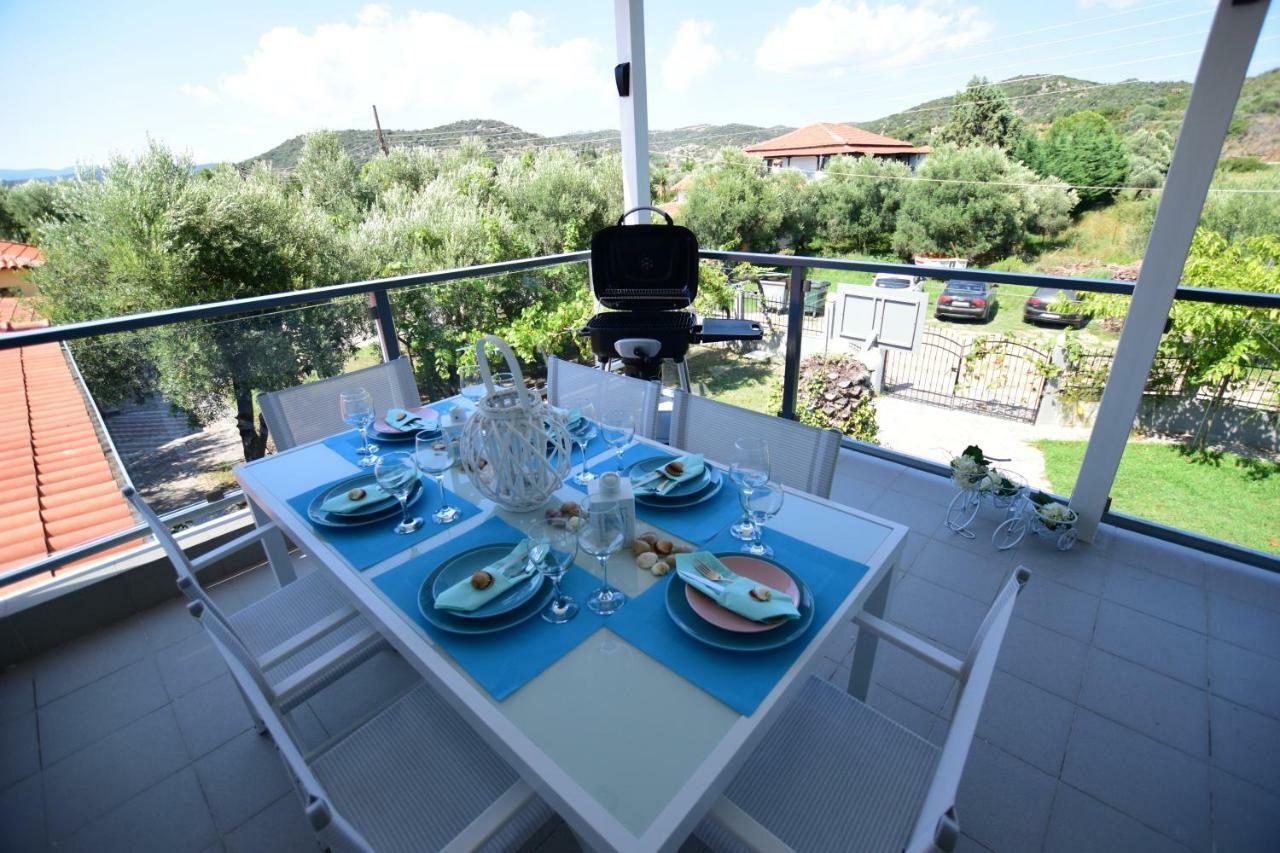 V Luxury Suites Toroni 3 Exteriör bild