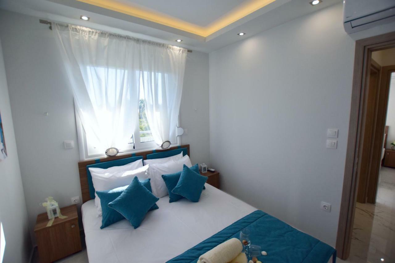 V Luxury Suites Toroni 3 Exteriör bild